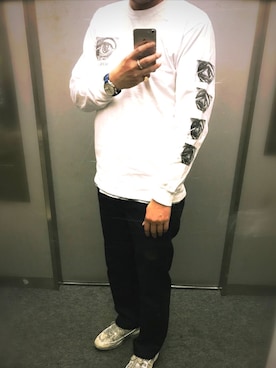 「Supreme （シュプリーム）のアイテム（Tシャツ/カットソー、ホワイト系）」を使った、Su®︎さん（メンズ・178cm）の夏コーディネート