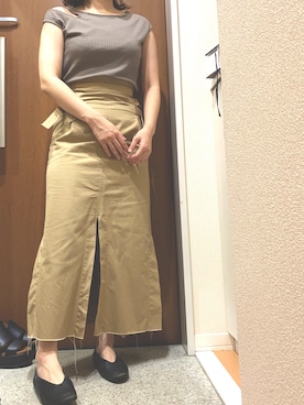 「スリット」｜「アイテム（バレエシューズ）」を使った、m.さん（レディース・161cm）の秋コーディネート