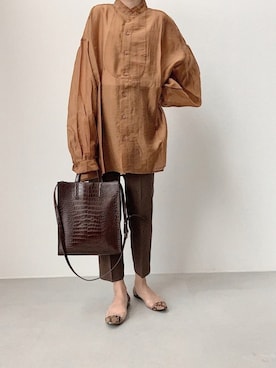 「センタープレスパンツ」｜「アイテム（その他シューズ）」を使った、Uさん（レディース・165cm）の春コーディネート