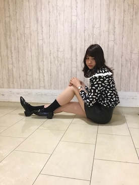 「H&M（エイチ・アンド・エム）のアイテム（スカート）」を使った、ORientalTRaffic高田馬場さん（レディース・163cm）の秋コーディネート