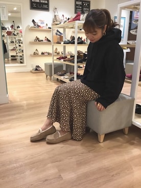 「しまむら（シマムラ）のアイテム（スカート）」を使った、ORientalTRaffic高田馬場さん（レディース・163cm）の秋コーディネート