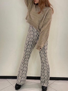 「SPIRALGIRL（スパイラルガール）のサイドオープンフレアパンツ（その他パンツ、その他）」を使った、AYAKAさん（レディース・157cm）の秋コーディネート