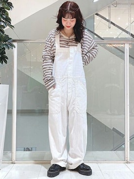 「RNA（アールエヌエー）のアイテム（オールインワン・サロペット）」を使った、RNA MEDIA ZOZOTOWN STAFFさん（レディース・151cm）の秋コーディネート