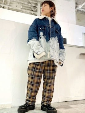 「ブリーチデニム」｜「アイテム（デニムジャケット）」を使った、RNA MEDIA ZOZOTOWN STAFFさん（レディース・148cm）の秋コーディネート