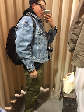 「Carhartt WIP（カーハートダブリューアイピー）のアイテム（ニットキャップ/ビーニー）」を使った、Mathur Chenさん（メンズ・182cm）の秋コーディネート
