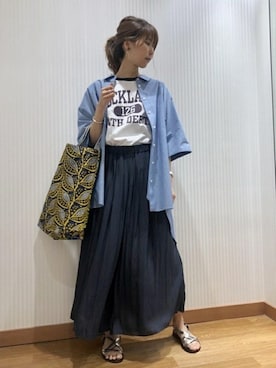 「BINDU（ビンドゥー）のアイテム」を使った、WOMEN'S STAFFさん（レディース・162cm）の春コーディネート