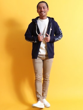 「アイテム（スリッポン）」を使った、【BAYBLO】Officialさん（メンズ・172cm・20代）の春コーディネート