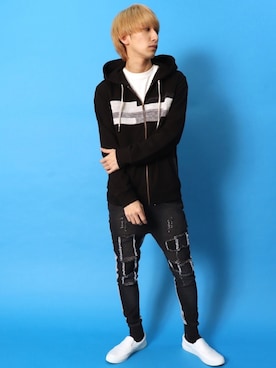 「アイテム（スリッポン）」を使った、【BAYBLO】Officialさん（メンズ・172cm・20代）の冬コーディネート