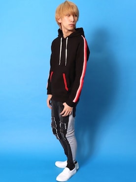 「アイテム（スリッポン）」を使った、【BAYBLO】Officialさん（メンズ・172cm・20代）の春コーディネート
