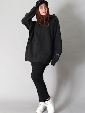 「FOG ESSENTIALS（エフオージーエッセンシャルズ）のアイテム（パーカー）」を使った、【BAYBLO】Officialさん（レディース・159cm）の春コーディネート