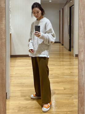 小山 愛梨さんのコーディネート