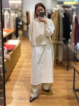 小山 愛梨さんのコーディネート