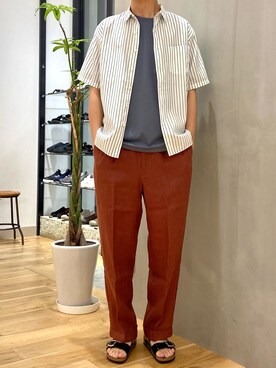 「URBAN RESEARCH DOORS（アーバンリサーチドアーズ）のハードマンズリネン 2タックトラウザー（その他パンツ）」を使った、ショウゴさん（メンズ・182cm）の春コーディネート