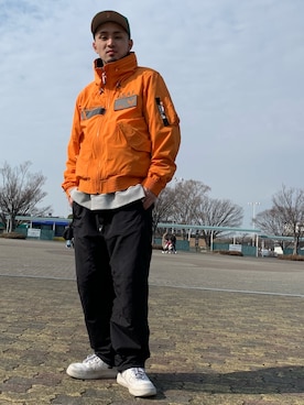 「アイテム（ミリタリージャケット、オレンジ系）」を使った、Taiseiさん（メンズ・177cm）の冬コーディネート
