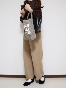 「リブニットパンツ」｜「アイテム（バレエシューズ）」を使った、おはなさん（レディース・168cm）の冬コーディネート