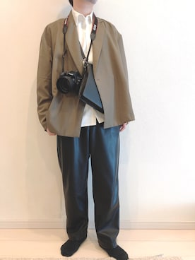 「リドム」｜「アイテム（バッグ）」を使った、ユキウサギさん（メンズ・165cm）の春コーディネート