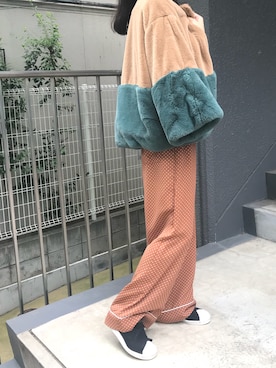 「秋のブラウンスタイル」｜「アイテム（ブルゾン）」を使った、AIさん（レディース・156cm）の秋コーディネート