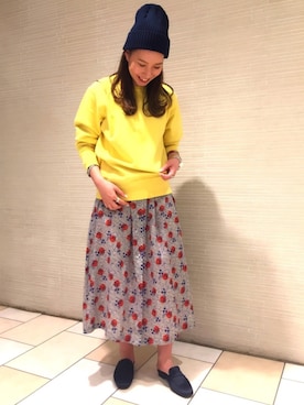 「BEAUTY&YOUTH UNITED ARROWS（ビューティーアンドユースユナイテッドアローズ）の【予約】BY リバティプリント ギャザーロングワンピース -2WAY-（ワンピース、ベージュ系）」を使った、Mayu Kurodaさん（レディース・161cm）の冬コーディネート