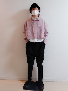 「soe（ソーイ）のアイテム（パーカー）」を使った、AAaaさん（メンズ・168cm）の春コーディネート
