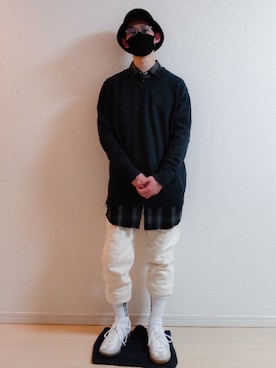 「MARCELO BURLON（マルセロ・バーロン）のアイテム（アクセサリー）」を使った、AAaaさん（メンズ・168cm）の春コーディネート