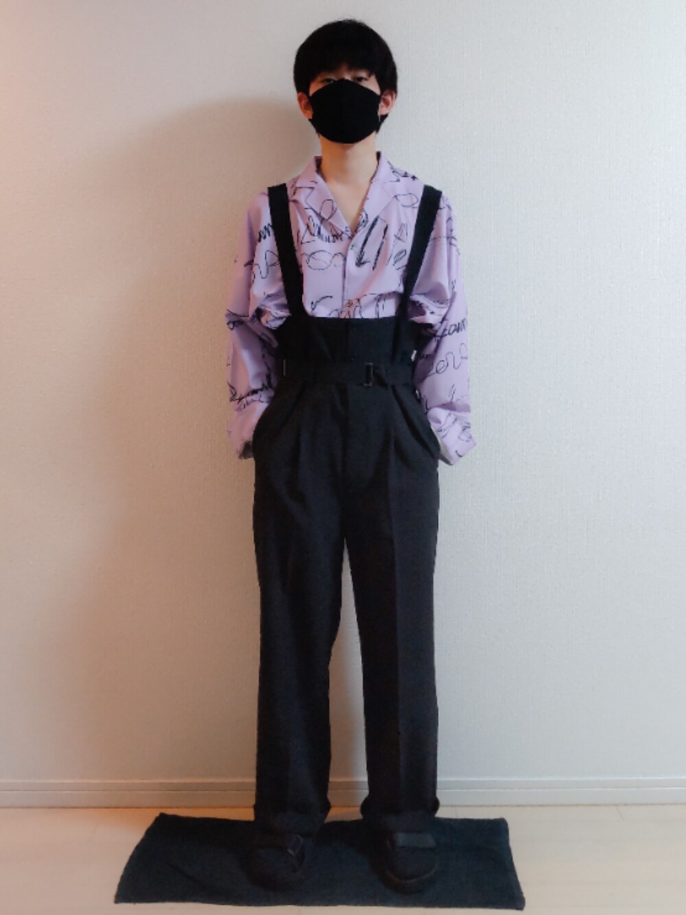 「夏コーデ、柄シャツ」｜「ATTACHMENTのVIS/NY ニットマスク（マスク、ブラック系）」を使った、AAaaさん（メンズ・168cm）の夏コーディネートの1枚目の写真