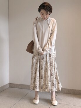 「リエディ」｜「アイテム（パーカー）」を使った、あずささん（レディース・164cm）の春コーディネート