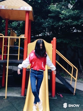 「FOREVER 21（フォーエバー トゥエンティーワン）のアイテム（デニムパンツ、ブルー系）」を使った、simayさん（レディース・161cm）の冬コーディネート