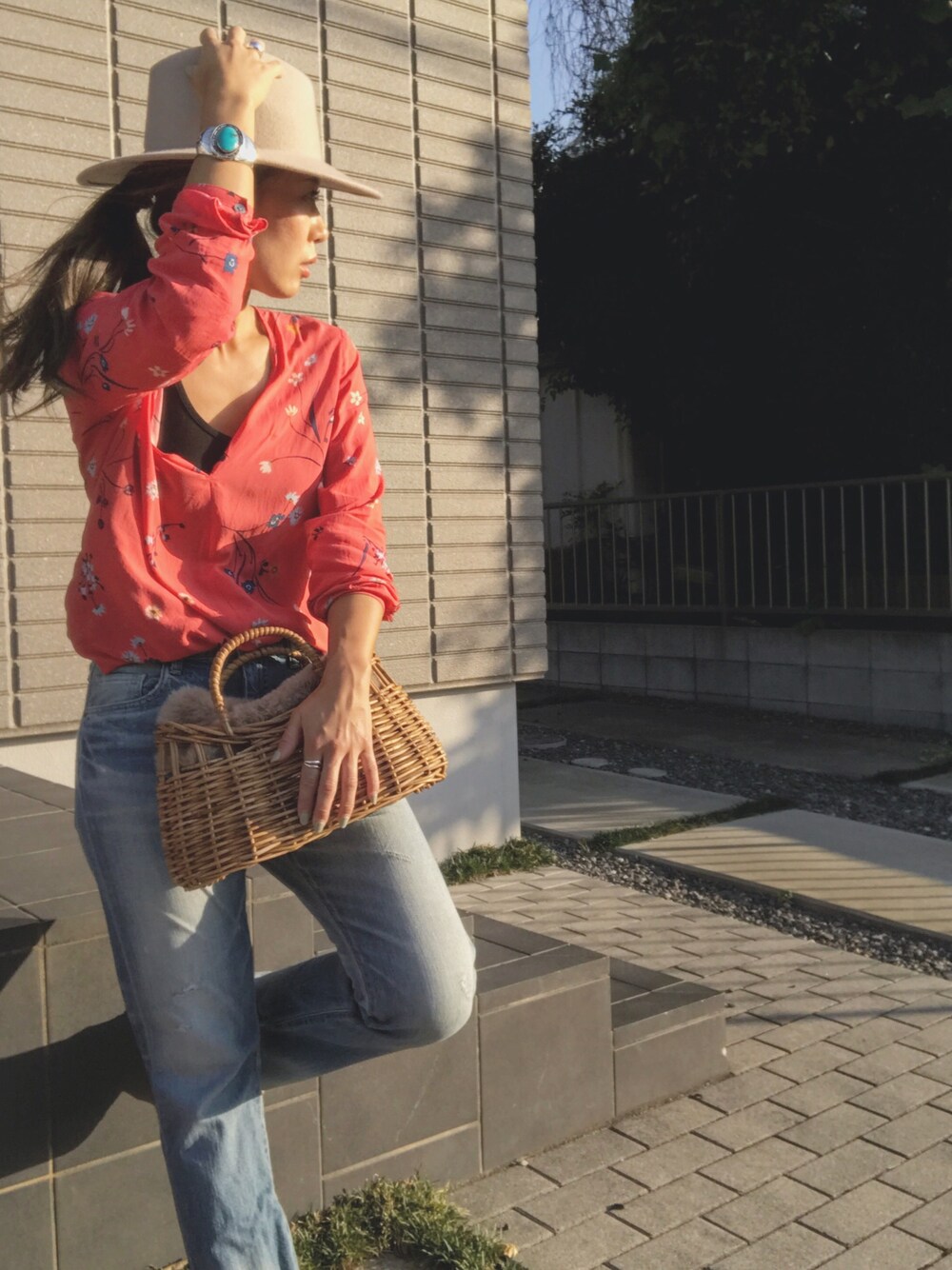 「秋、シンプルコーデ、デニムパンツ、ボヘミアン、秋服準備はじめました」｜「Ron Hermanのアイテム（デニムパンツ、ブルー系）」を使った、erikoさん（レディース・163cm）の秋コーディネートの1枚目の写真