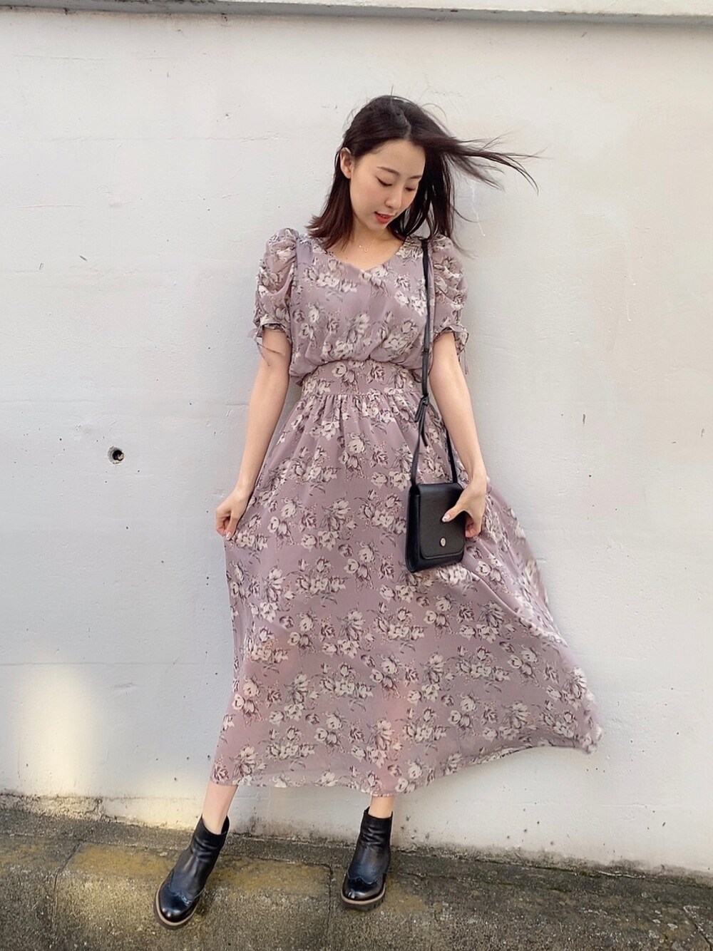 ECLINスカッターフラワーズワンピース　エクラン ECLIN（エクラン）の「スカッターフラワーズワンピース