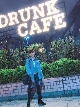 「TAIPEI」｜「アイテム（ジャージ）」を使った、Wu BiBiさん（レディース・163cm）の冬コーディネート