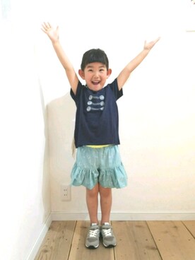 「NEW BALANCE（ニューバランス）のアイテム」を使った、nini.kikiさん（キッズ・110cm）の春コーディネート