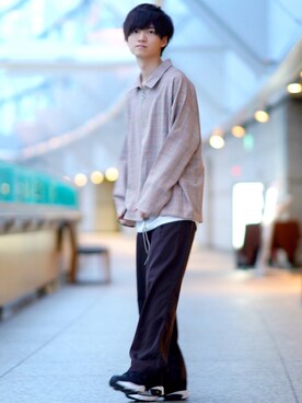 「BASQUE magenta（バスクマゼンタ）のアイテム（パーカー）」を使った、こめさん（メンズ・177cm）の秋コーディネート