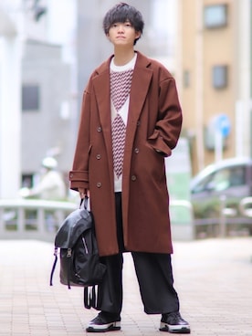 「アイテム（チェスターコート、ブラウン系）」を使った、こめさん（メンズ・177cm）の秋コーディネート