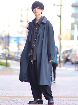 「春めきシューズ」｜「アイテム（トレンチコート）」を使った、こめさん（メンズ・177cm）の春コーディネート