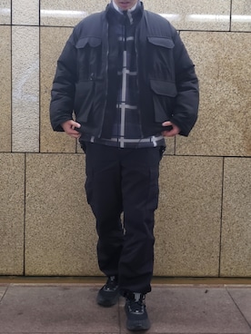 「URBAN RESEARCH（アーバンリサーチ）のアイテム（ミリタリージャケット）」を使った、yutaさん（メンズ・175cm）の冬コーディネート
