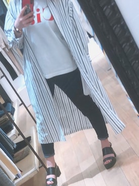 「AZUL by moussy（アズールバイマウジー）のハイストレッチデニムスキニー（デニムパンツ、ブルー系）」を使った、A  Iさん（レディース）の春コーディネート