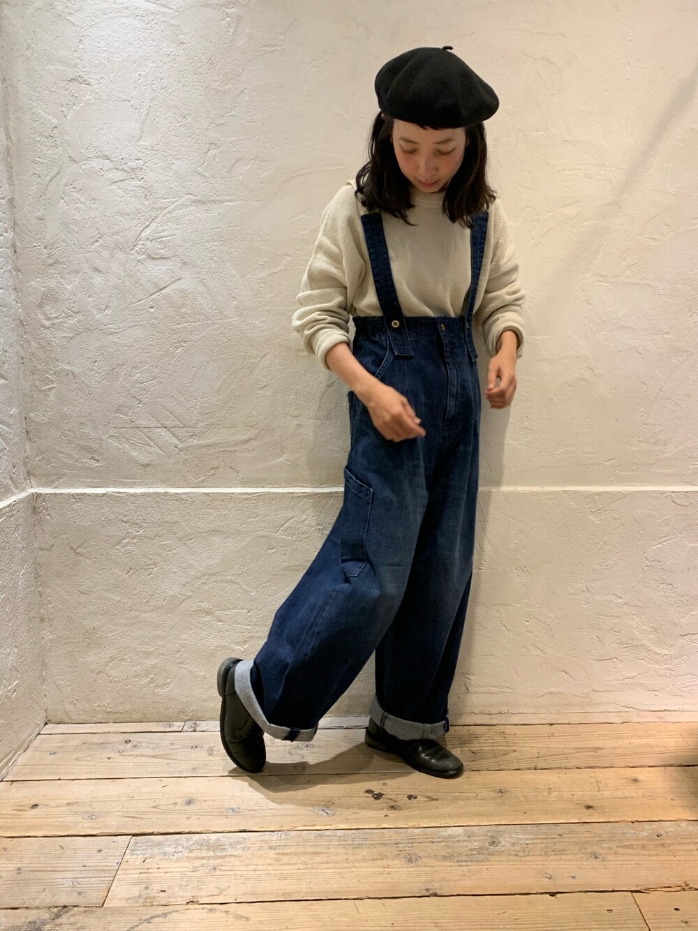「RNA、RNA-Ｎ、オーバーオール、つなぎ、デニム、ベレー帽、今日のコーデ、低身長コーデ、#春コーデ、デニムコーデ」｜「RNA-NのR3749 サスペンダースキーパンツ【URCH】（その他パンツ、ブルー系）」を使った、hiroseさん（レディース・155cm）の冬コーディネートの1枚目の写真