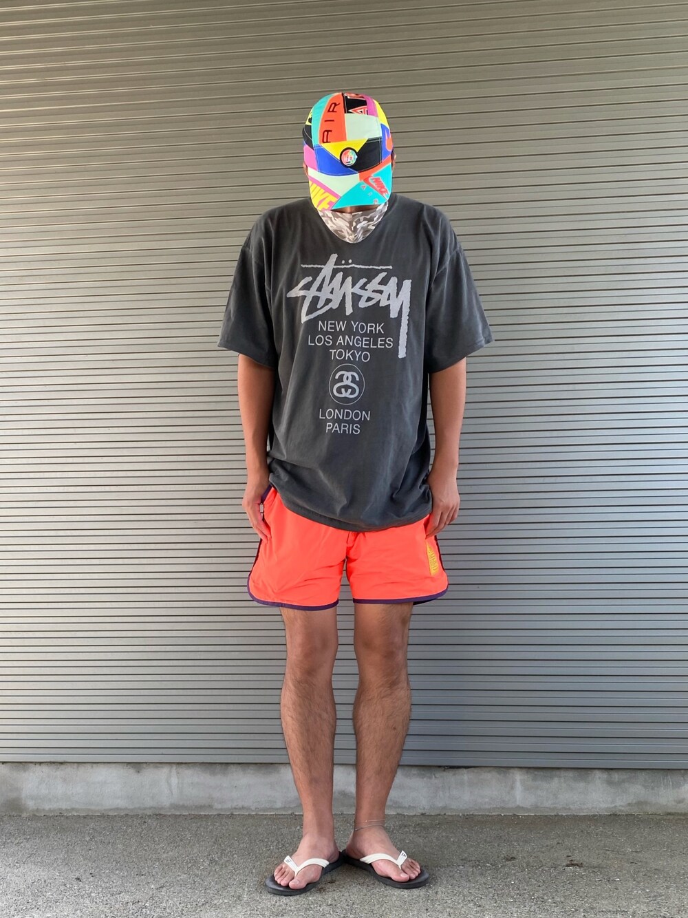 「ラブアンドピース2020、夏コーデ、カジュアル、お洒落さんとつながりたい、Tシャツ、ビッグシルエット、ビーサン、ナイキ、今日のコーデ」｜「STUSSYのアイテム（Tシャツ/カットソー、グレー系）」を使った、junkato1209さん（メンズ・185cm）の秋コーディネートの1枚目の写真