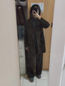 「PULL&BEAR（プルアンドベア）のアイテム（スラックス）」を使った、萧宇さん（レディース・167cm）の冬コーディネート