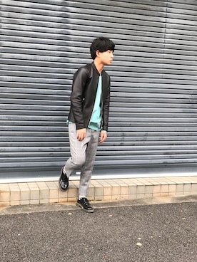 「アイテム（スウェット、ブルー系）」を使った、だいきさん（メンズ・168cm）の春コーディネート