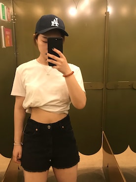 「MONKI（モンキ）のアイテム（カーゴパンツ）」を使った、李奚明OKさん（レディース・162cm）の夏コーディネート
