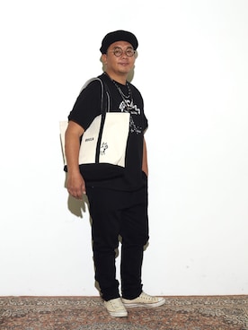 「ポチャメン」｜「アイテム（スウェット）」を使った、木下隆行さん（メンズ・183cm）の春コーディネート