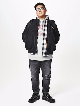 「ポチャメン」｜「アイテム（ジャケット/アウター）」を使った、木下隆行さん（メンズ・183cm）の秋コーディネート