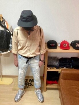 デニムパンツを使った オタクコーデ の人気ファッションコーディネート 髪型 ベリーショートヘアー Wear