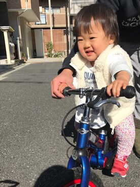 「UNIQLO（ユニクロ）のアイテム（ベスト、ホワイト系）」を使った、pikari❤︎yuumyさんの冬コーディネート