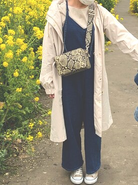 「パイソン柄」｜「アイテム（マウンテンパーカー）」を使った、nicoさん（レディース・161cm）の春コーディネート