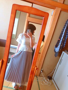 「NICE CLAUP（ナイスクラップ）のアイテム（トップス、ホワイト系）」を使った、ぷりん♪さん（レディース）の夏コーディネート