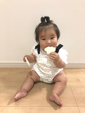 「9ヶ月」｜「アイテム（サロペット/オーバーオール）」を使った、Riさん（キッズ・70cm）の春コーディネート