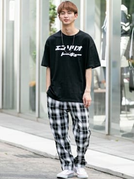 「En serio TOKYO（エンソリオトーキョー）のアイテム」を使った、En serio TOKYO officialさん（メンズ・175cm）の春コーディネート