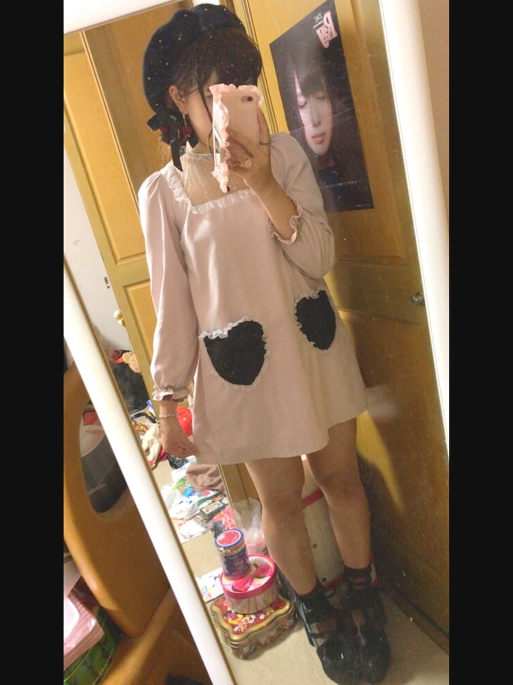 「おしゃれさんと繋がりたい、ootd、ワンピース、ベレー帽、黒×ピンク、大人ファンシー」｜「Swankissのアイテム（ワンピース、ピンク系）」を使った、みずみんさん（レディース・162cm）の秋コーディネートの1枚目の写真